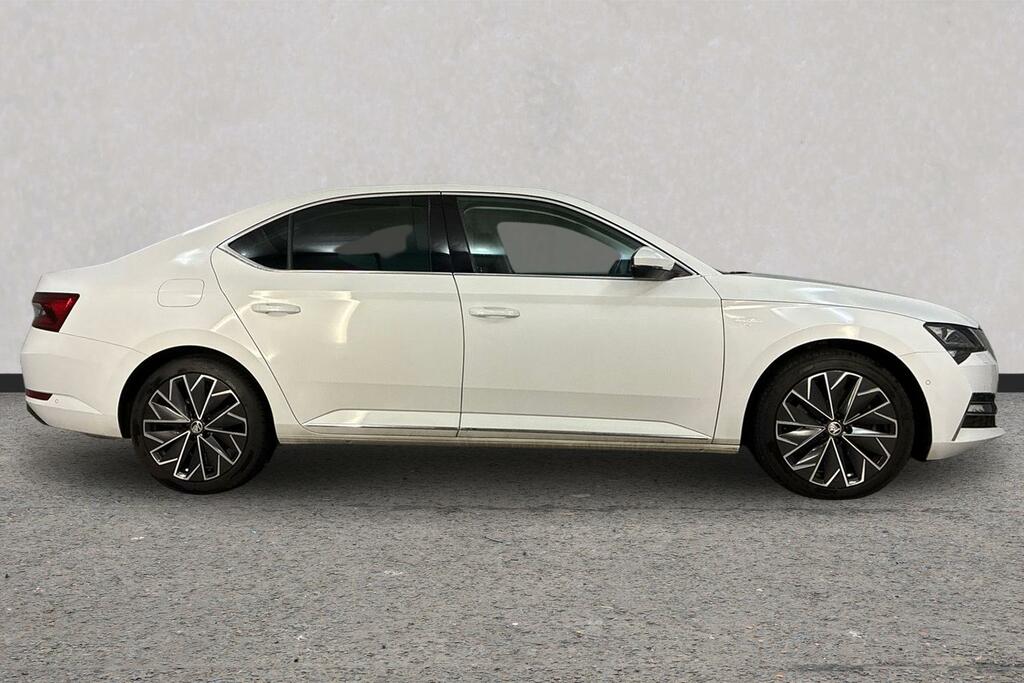 Skoda Superb 2.0 Tsi 280 Laurin Klement 4X4 Dsg White #4