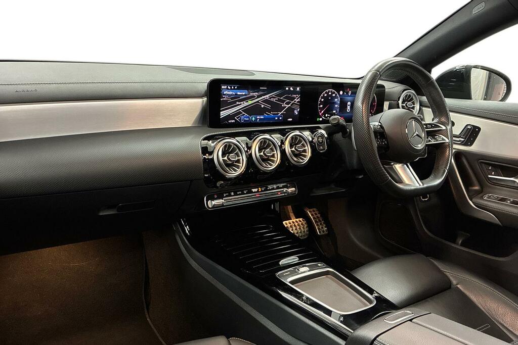 Mercedes-Benz CLA Class 220D Amg Line Premium Plus Tip Black #2