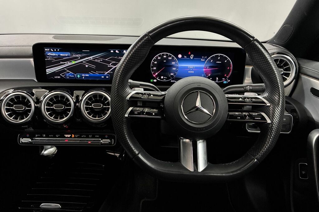 Mercedes-Benz CLA Class 200 Amg Line Executive Tip Blue #13