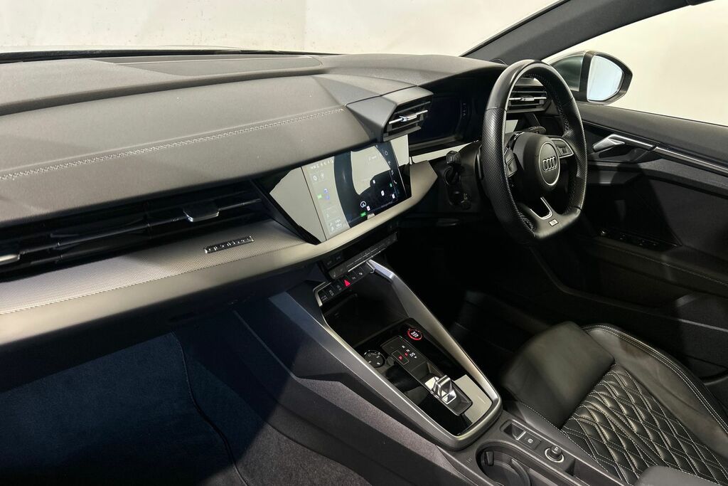 Audi S3 Tfsi 310 Ps S Tronic Black #2