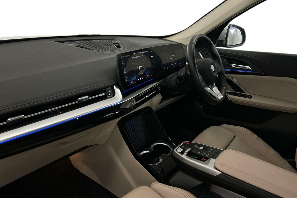 BMW X1 Suv White #7