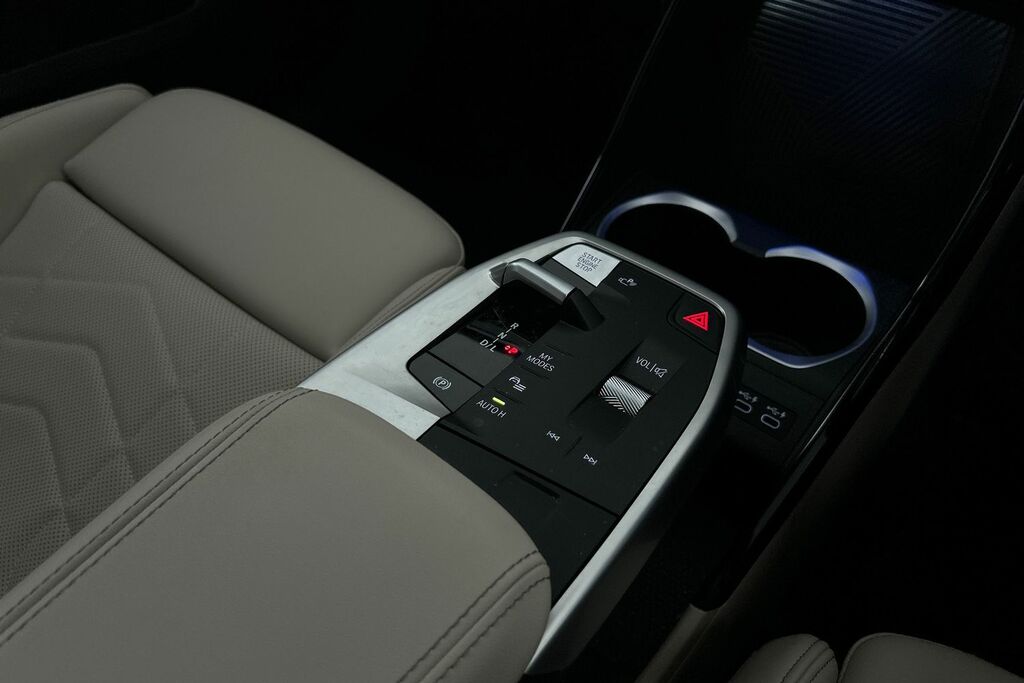 BMW X1 Suv White #10