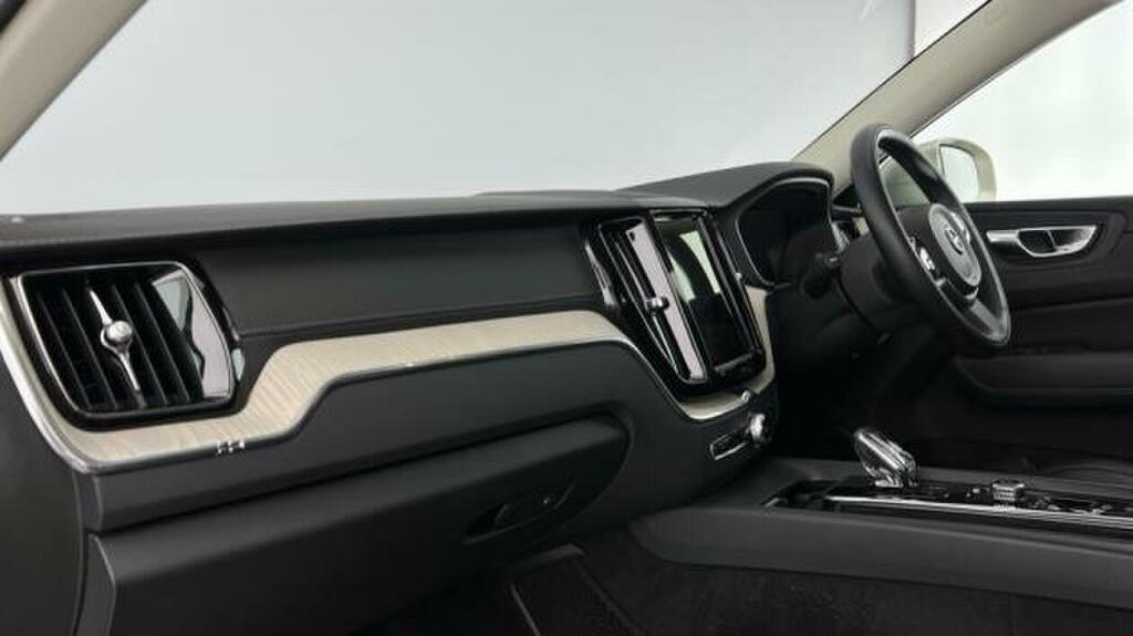 Volvo XC60 B4 Awd R-design Side Steps Red #7