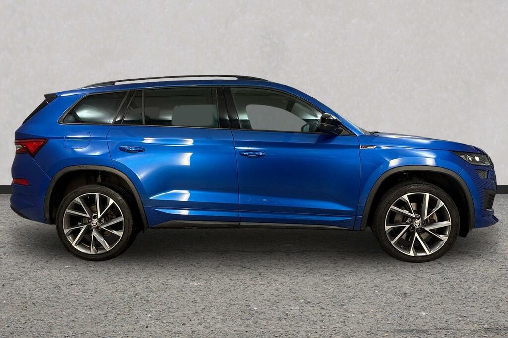 Skoda Kodiaq 2.0 Tdi Sport Line 4X4 Dsg 7 Seat Blue #4