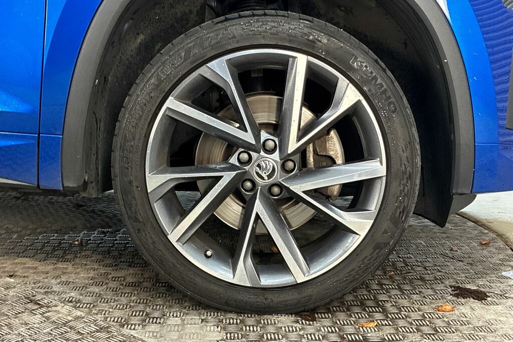Skoda Kodiaq 2.0 Tdi Sport Line 4X4 Dsg 7 Seat Blue #5