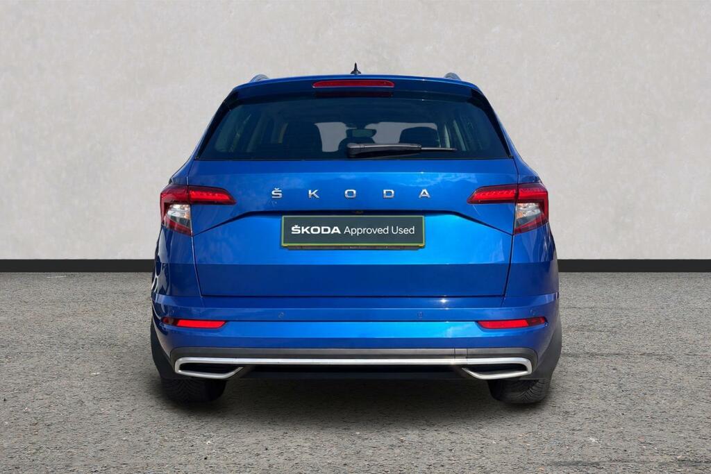 Skoda Karoq Se Technology White #7