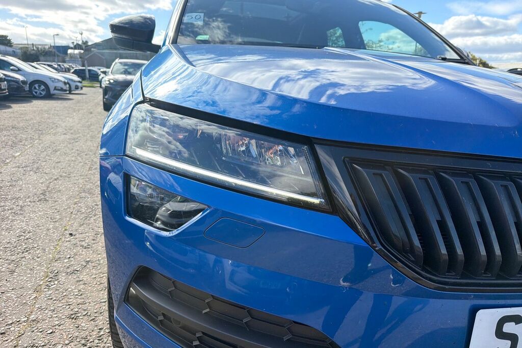 Skoda Karoq Se Technology White #18