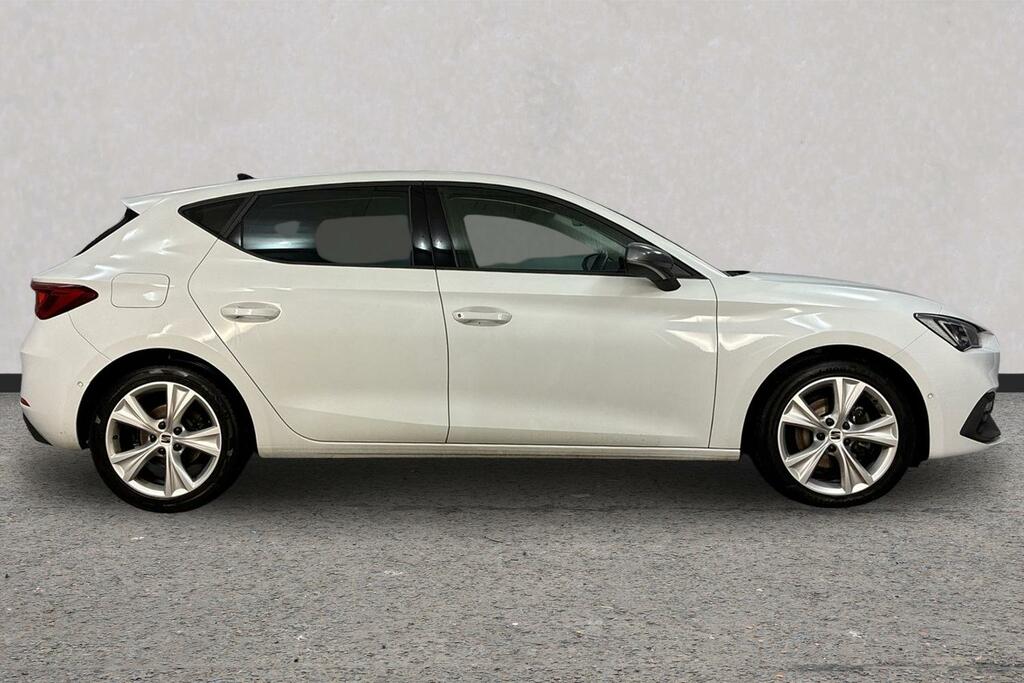 Seat Leon 1.5 Etsi 150 Fr Dsg White #4