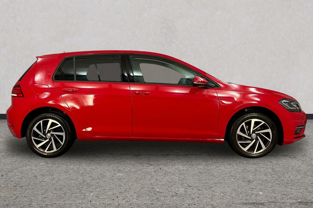 Volkswagen Golf 1.0 Tsi 115 Match Edition Red #4