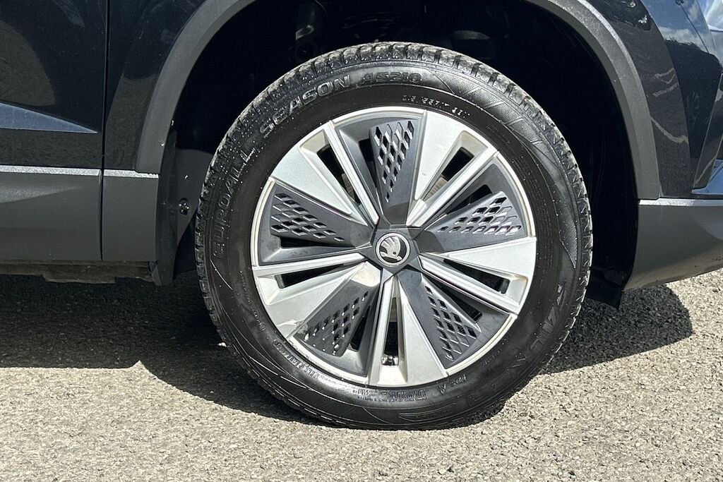 Skoda Karoq 1.0 Tsi Se Drive Black #5