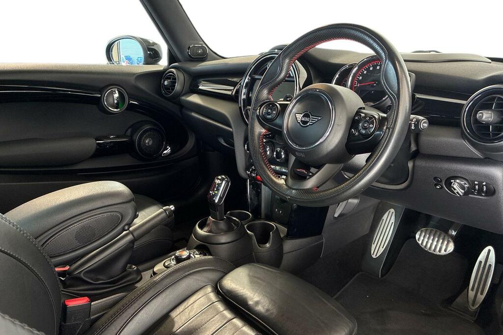 Mini Hatch John Cooper Works Green #6