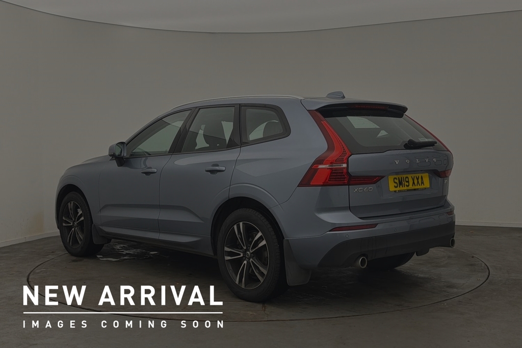 Volvo XC60 T5 Awd Momentum Pro Blue #3