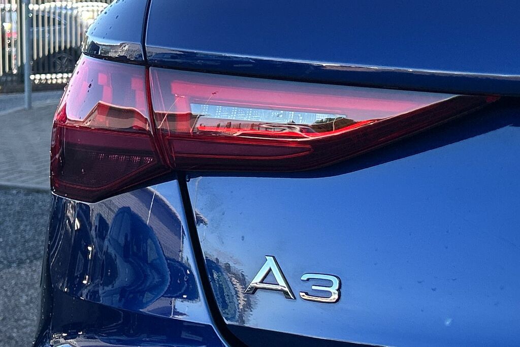 Audi A3 40 Tfsi E S Line S Tronic Comfort-plussound Blue #19