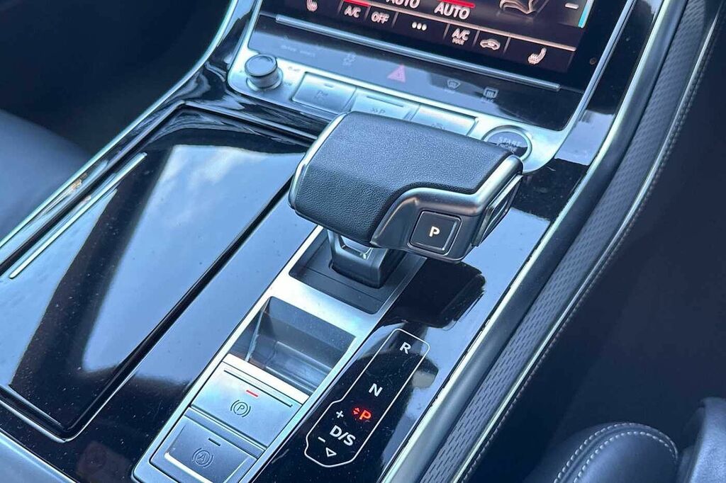 Audi Q8 55 Tfsi E Quattro Vorsprung Tiptronic Black #21