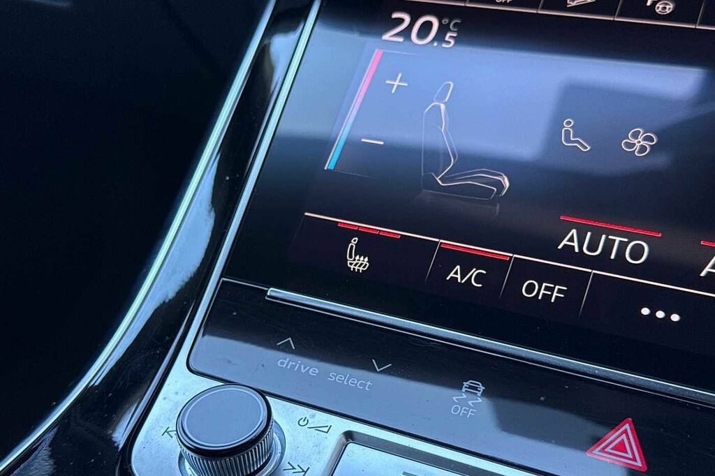 Audi Q8 55 Tfsi E Quattro Vorsprung Tiptronic Black #25