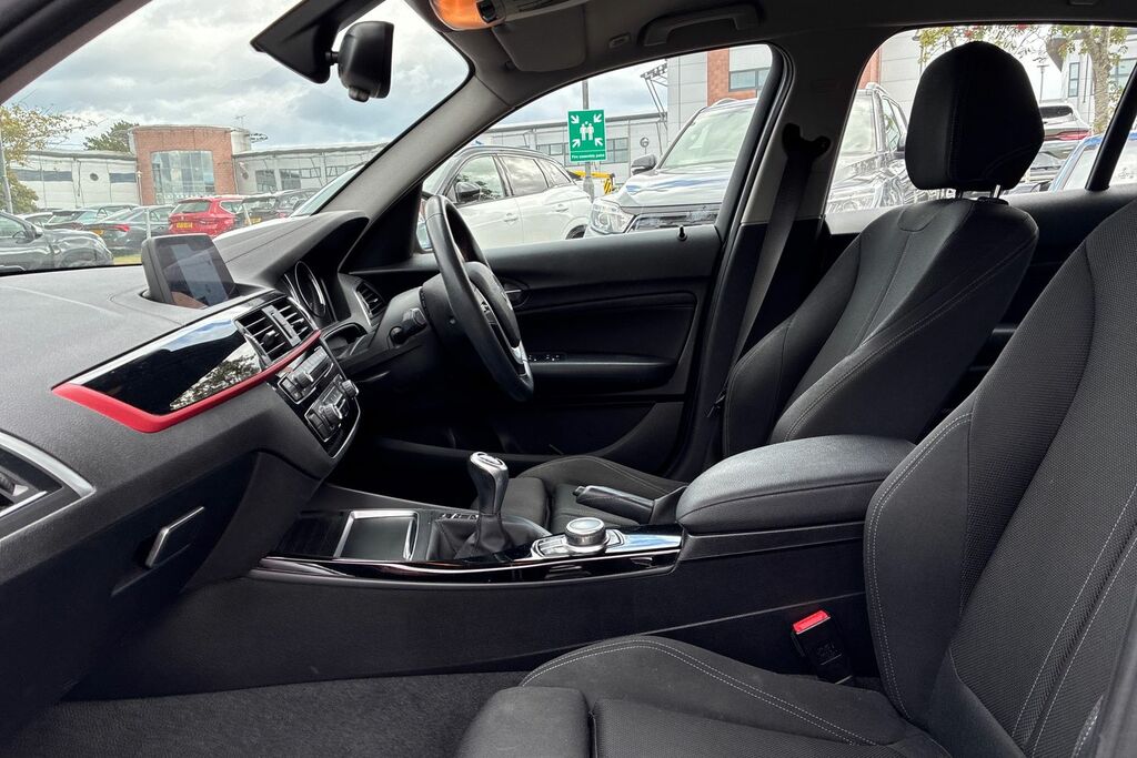 BMW 1 Series Sport Grey #16