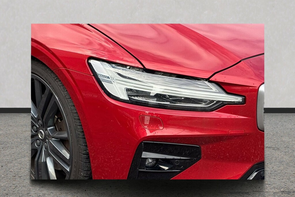 Volvo S60 2.0 T5 R-design Edition Saloon Eur Red #3