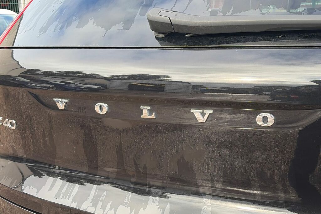 Volvo XC40 Recharge Core, Single Motor, Black #20
