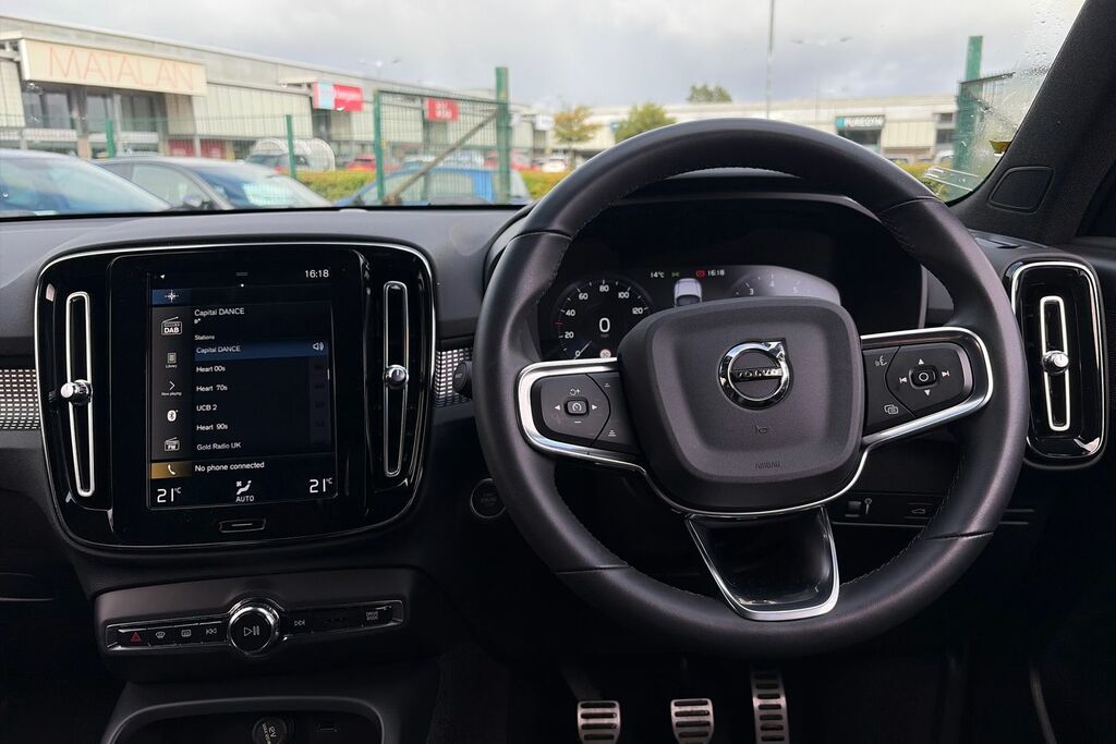 Volvo XC40 Recharge Core, Single Motor, Black #13