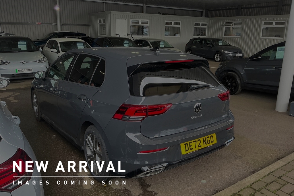 Volkswagen Golf 1.5 Tsi Style Black #2