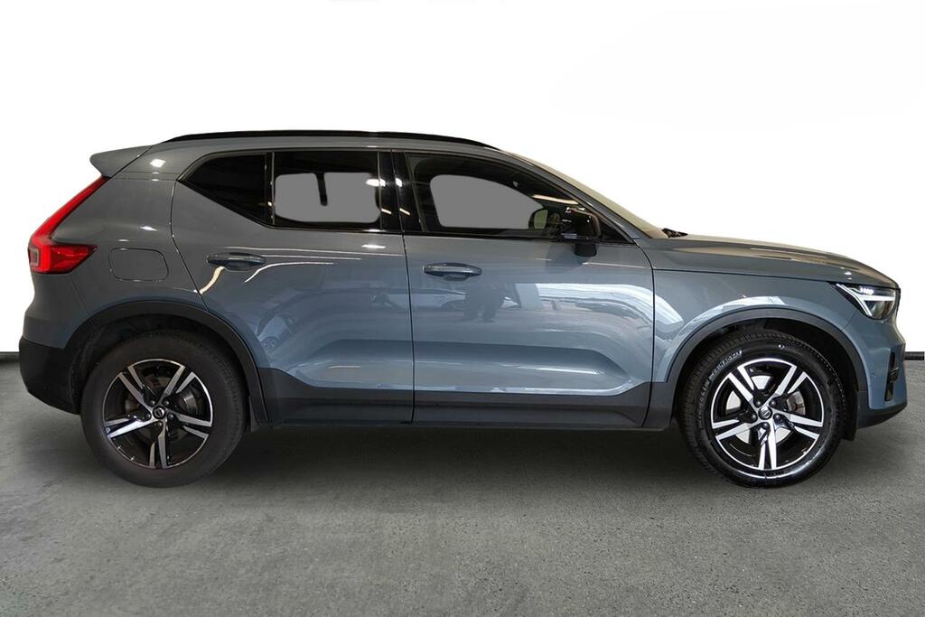 Volvo XC40 2.0 B3p Plus Dark Grey #4