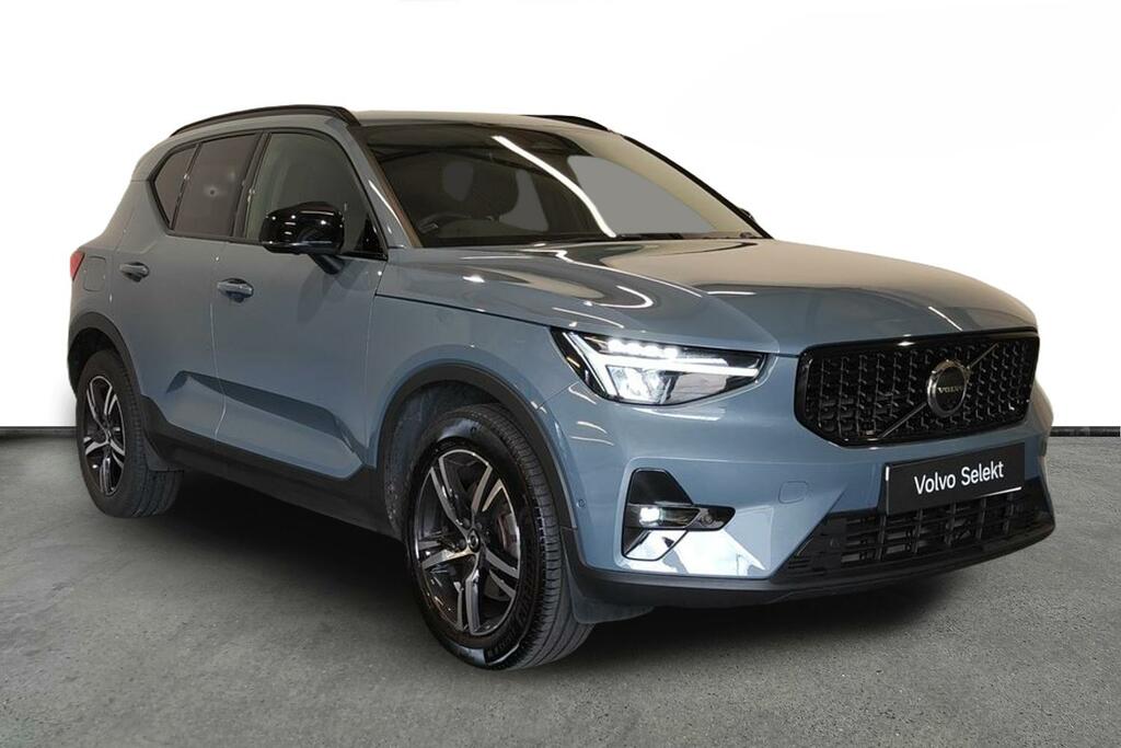 Volvo XC40 2.0 B3p Plus Dark Grey