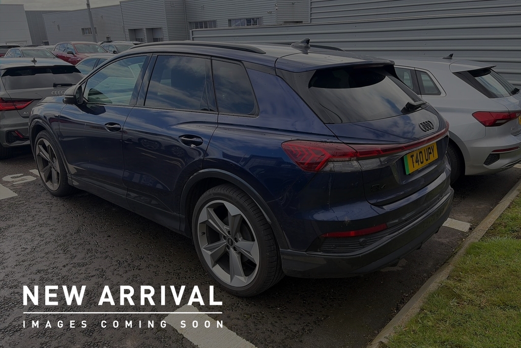 Audi Q4 E Tron Black Edition 55 Quattro 250,00 Kw Blue #2