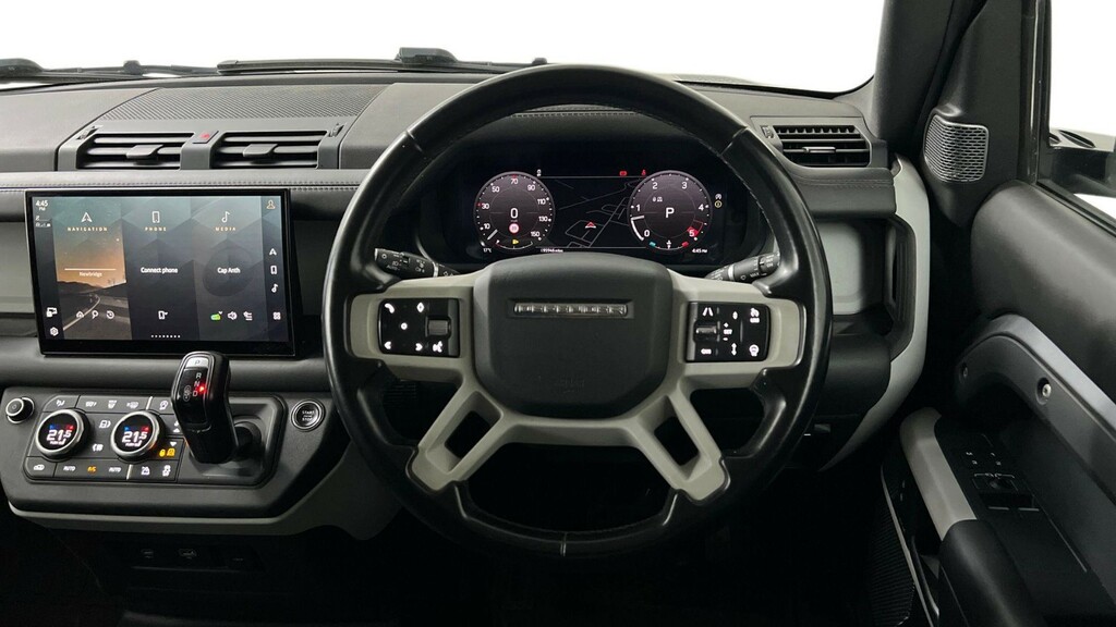 Land Rover Defender 110 V8 Black #15
