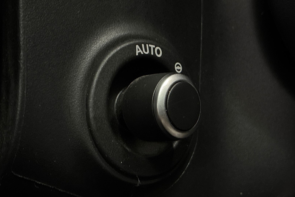Land Rover Defender 130 X-dynamic Se Grey #32