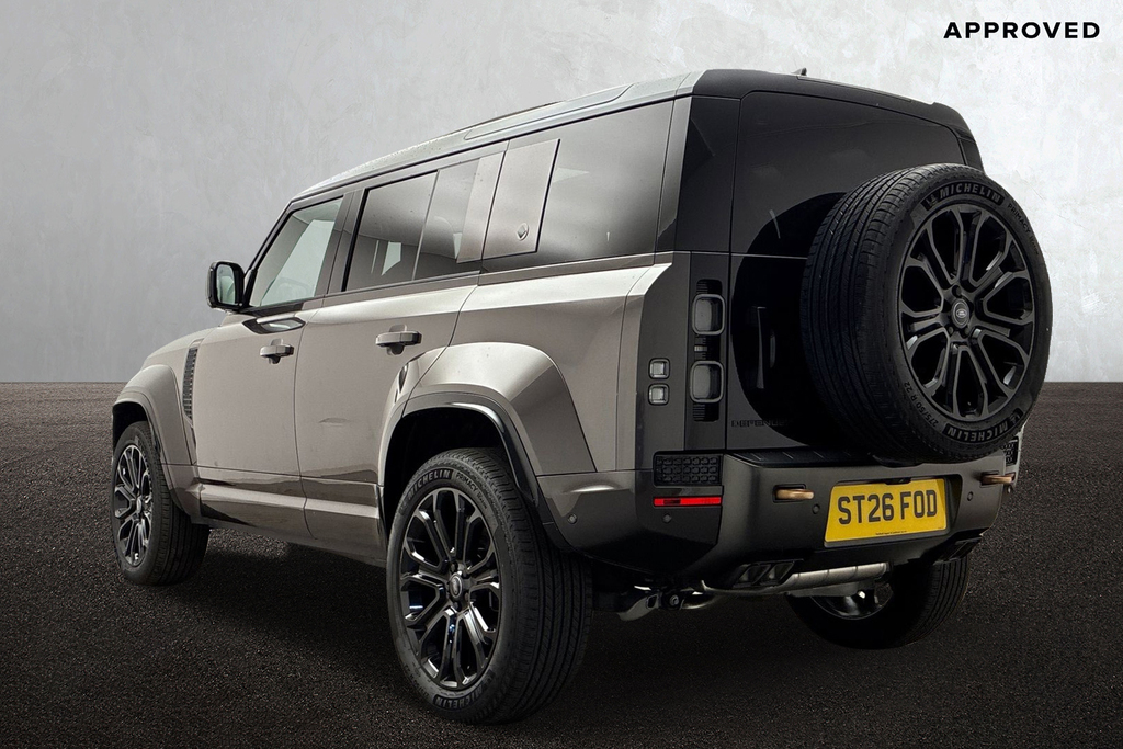 Land Rover Defender 110 P635 Octa Grey #2