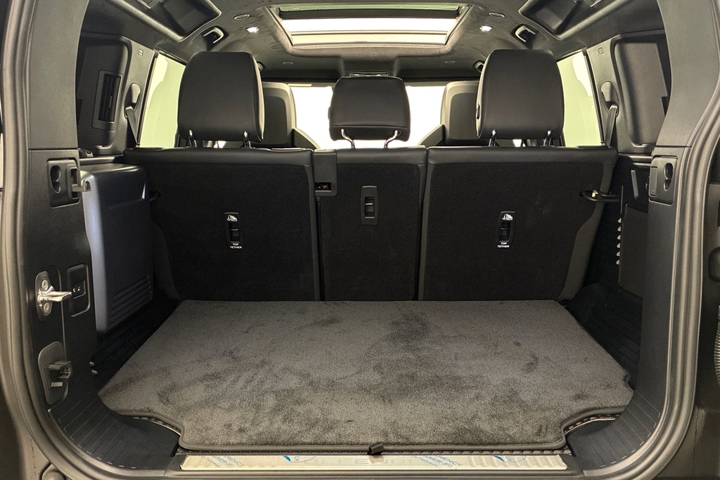 Land Rover Defender 110 Mpv Grey #10