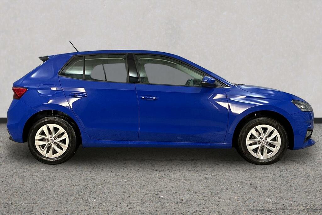 Skoda Fabia 1.0 Tsi Se Comfort Blue #4