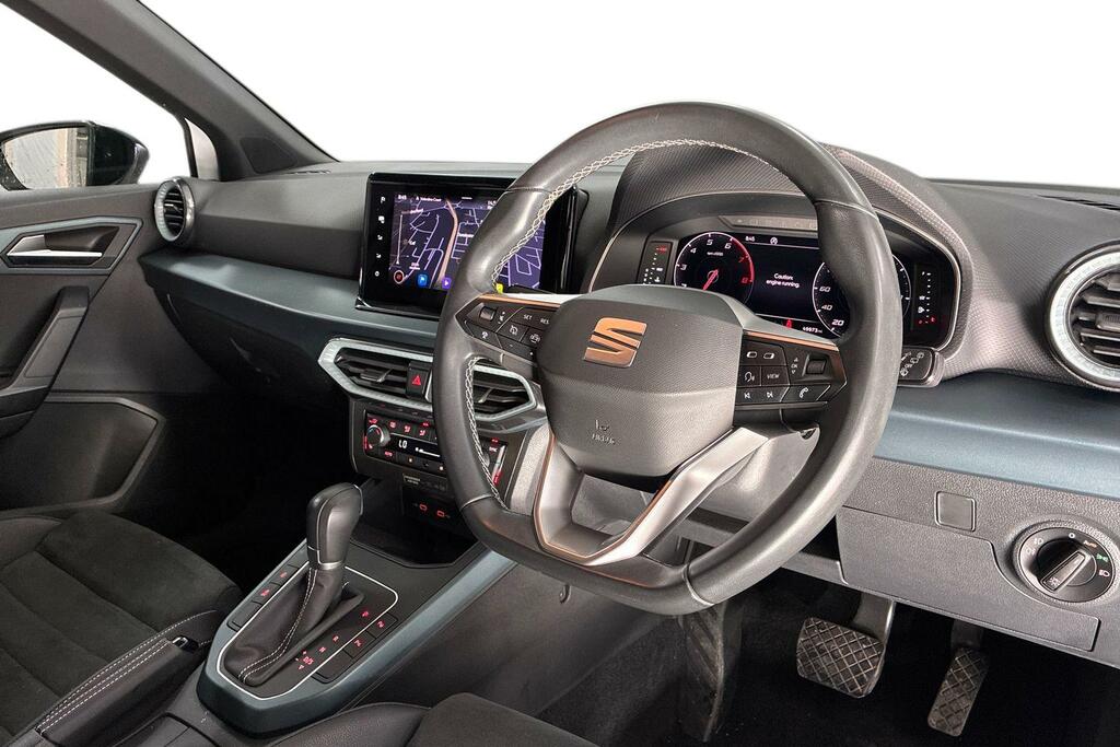 Seat Arona 1.0 Tsi 110 Xperience Lux Dsg White #6