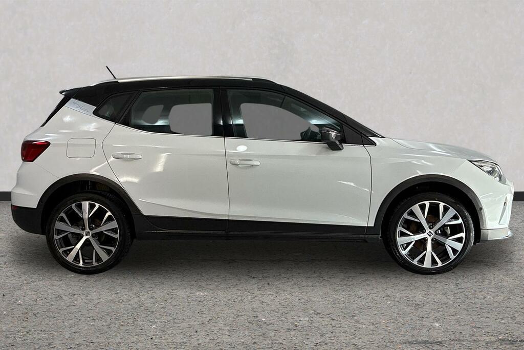 Seat Arona 1.0 Tsi 110 Xperience Lux Dsg White #4