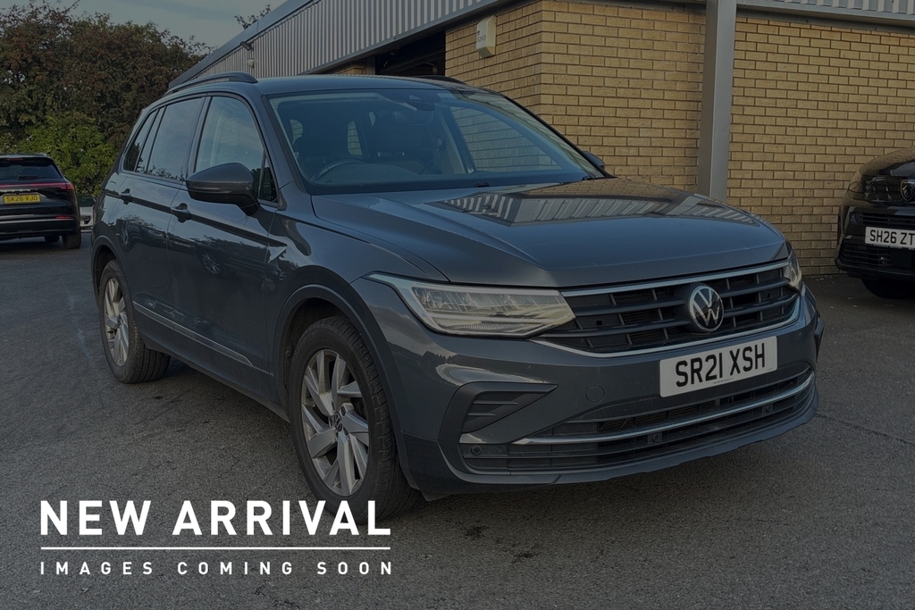 Volkswagen Tiguan Elegance White #1