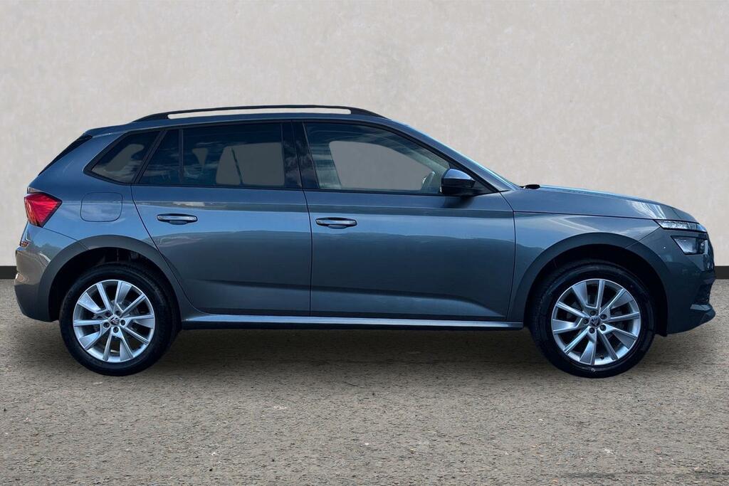 Skoda Kamiq 1.0 Tsi 110 Se Drive Dsg Grey #4