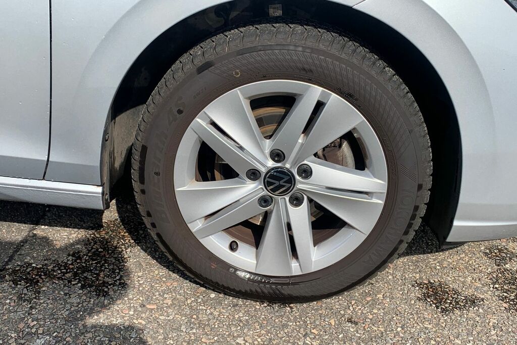 Volkswagen Golf 2.0 Tsi Gti Dsg Black #5