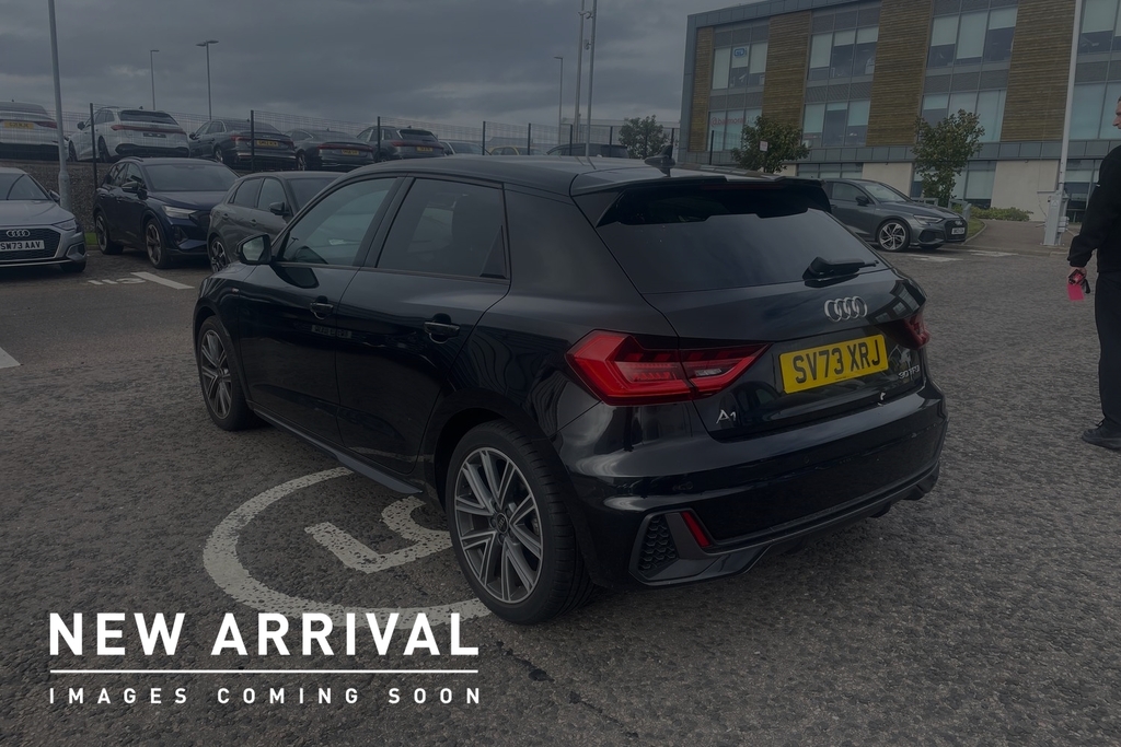 Audi A1 1.0 Tfsi 30 S Line Sportback S Tronic E Black #3