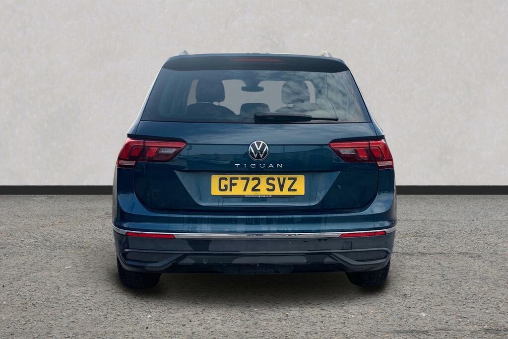 Volkswagen Tiguan Active Red #7