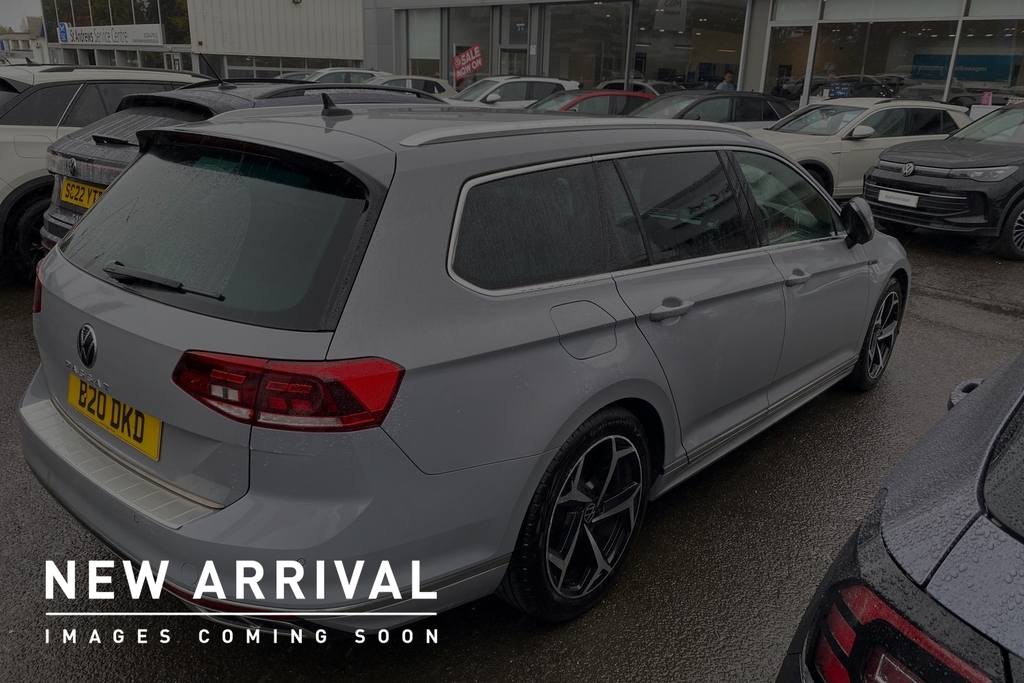 Volkswagen Passat 1.5 Tsi Evo R-line Dsg Grey #4