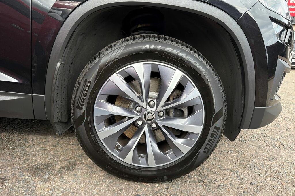 Skoda Kodiaq 2.0 Tdi Se Drive 4X4 Dsg 7 Seat Black #5