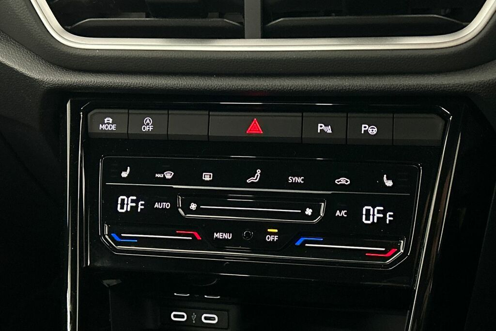 Volkswagen T-Roc R-line White #17