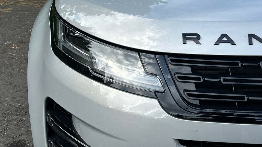 Land Rover Range Rover Evoque 2.0 D200 Revised 2026 Grey #17