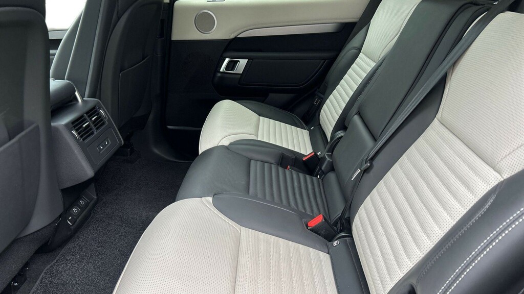 Land Rover Discovery D350 Dynamic Hse Brown #4