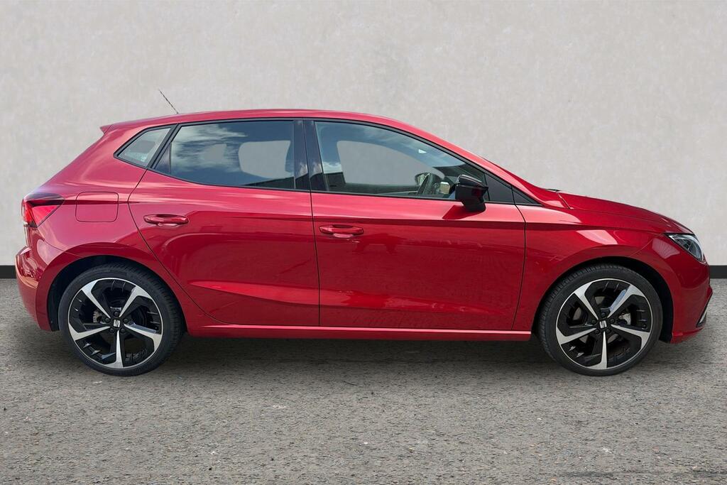 Seat Ibiza 1.0 Tsi 110 Fr Sport Dsg Red #4