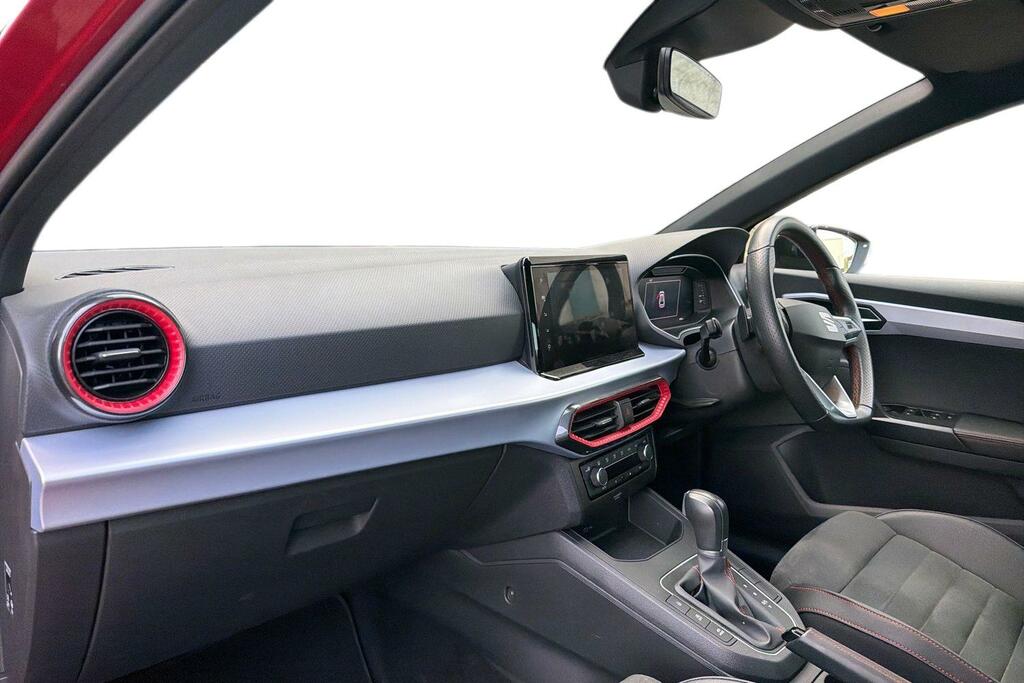 Seat Ibiza 1.0 Tsi 110 Fr Sport Dsg Red #2