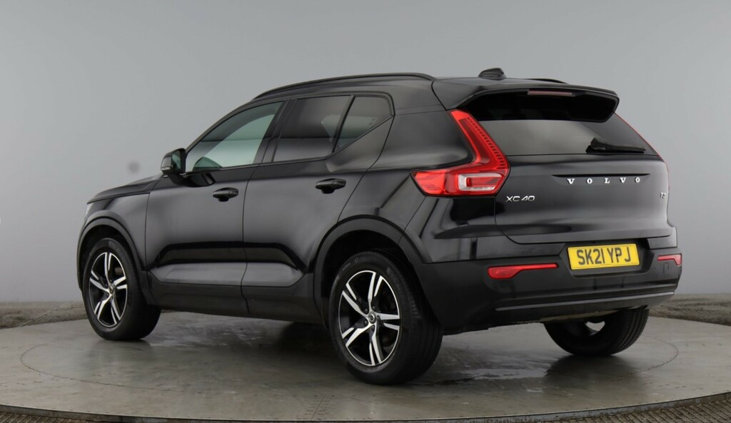 Volvo XC40 R-design, T3 Black #3