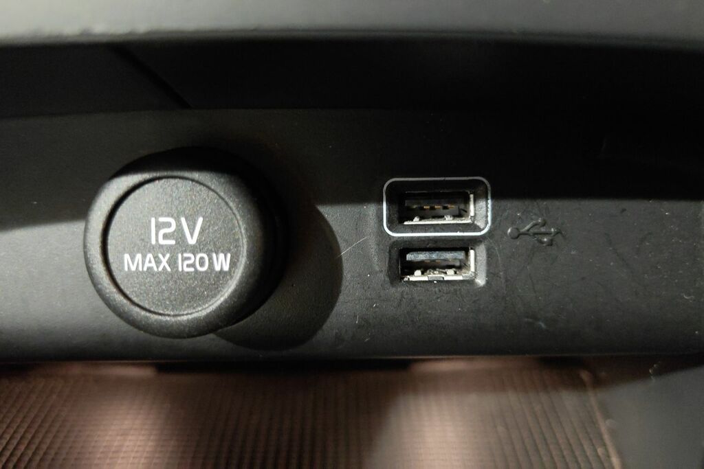 Volvo XC40 2.0 B4p Inscription Awd Black #21