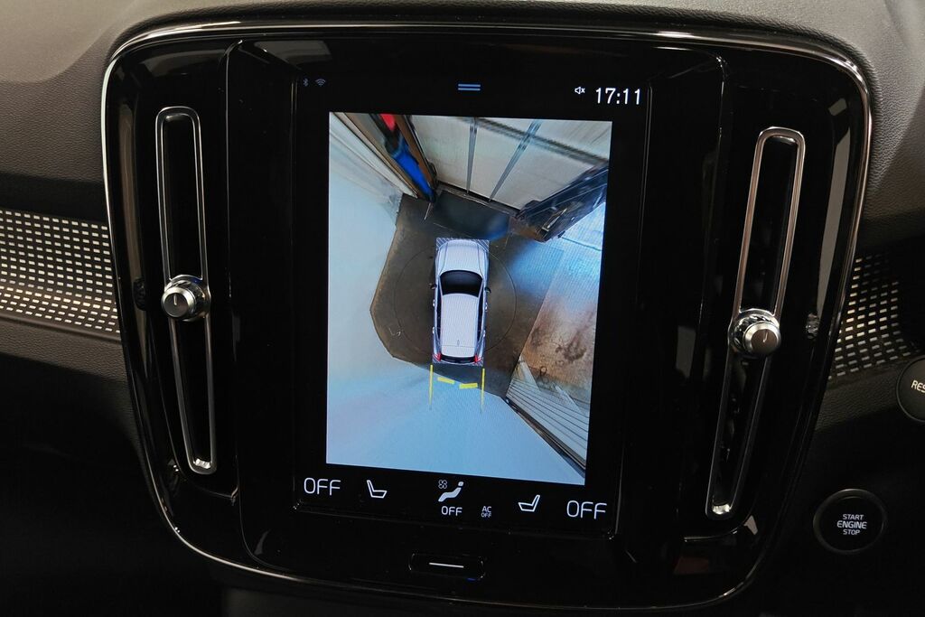 Volvo XC40 2.0 B4p Inscription Awd Black #16