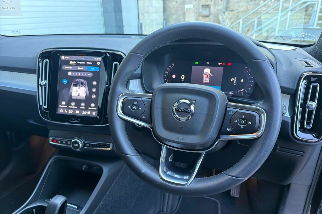 Volvo XC40 Recharge Pro, Single Motor Sunroof360 Camera Red #13